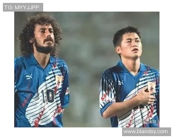 最早出世的足球球星是谁他对足球发展的历史贡献有哪些