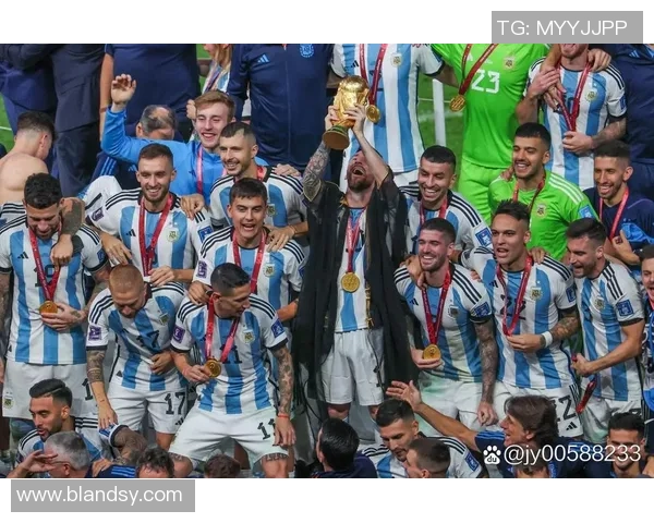 美国足球历史最佳球员排名及其影响力解析